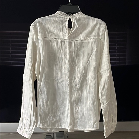 Abercrombie & Fitch Off White Embroidered Blouse - Picture 7 of 7